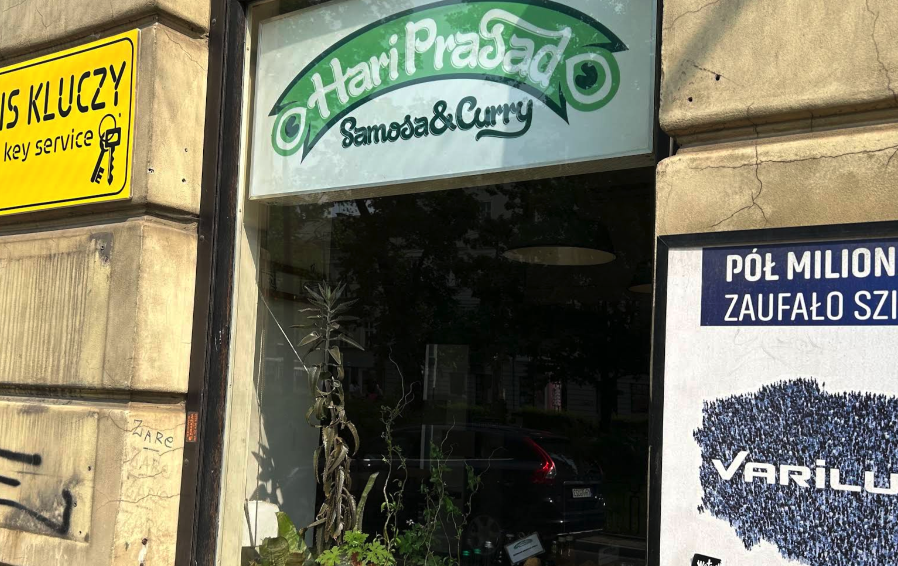 Hariprasad Samosa&Curry